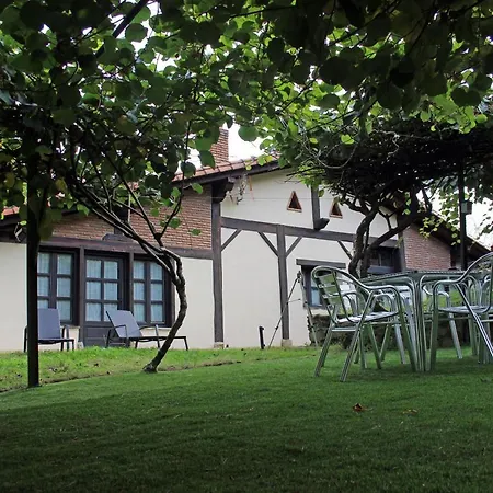 Casa rural Monte Baserria *