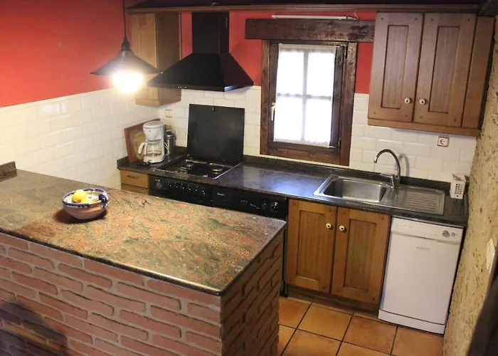 Monte Baserria Country house *